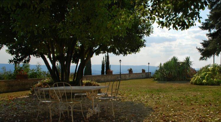 Castello Di Tavolese Certaldo Bagian luar foto